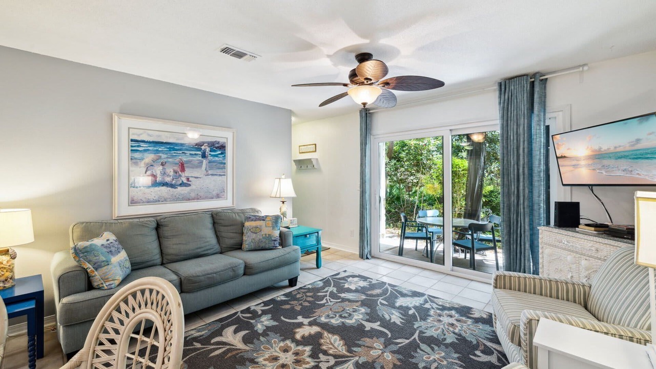 Photo of Livingroom in Cassine Village