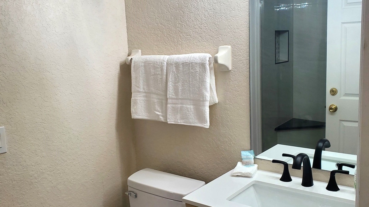 Photo of Bathroom in Regal Palms