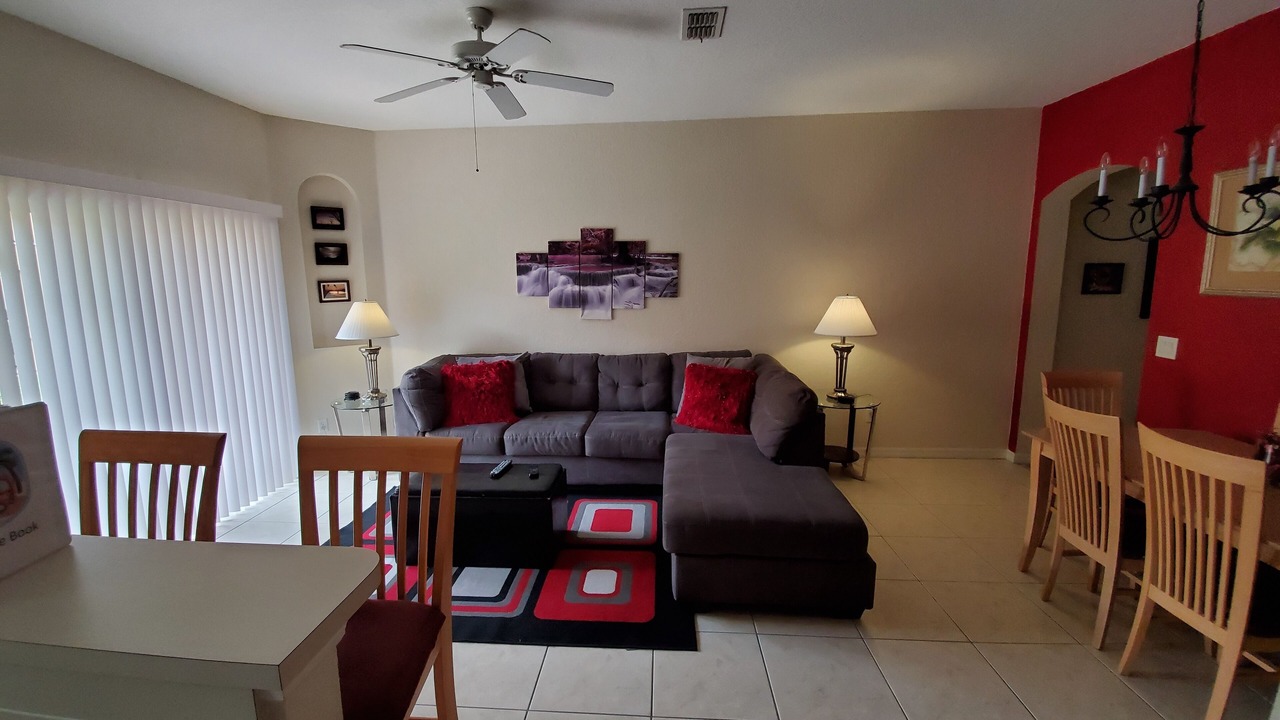 Photo of Livingroom in Regal Palms