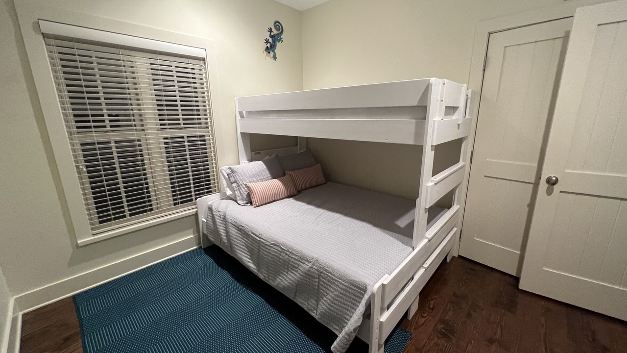 Photo of Bedroom in Seacrest