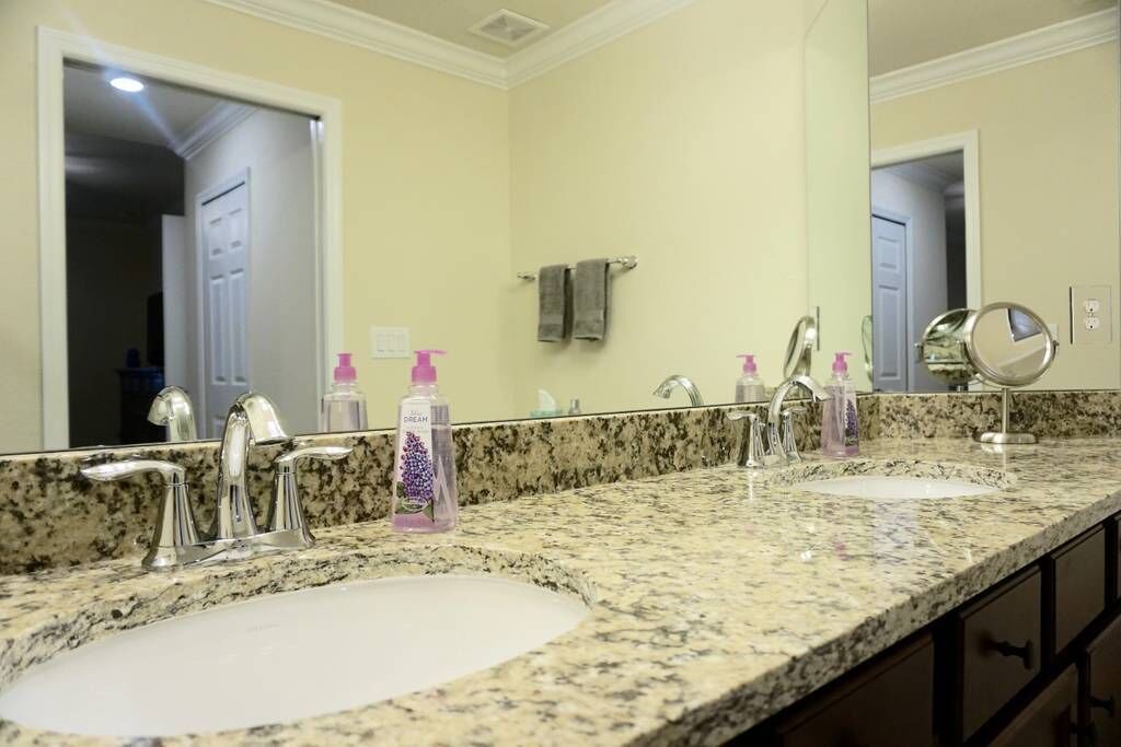 Photo of Bathroom in Lakewood Ranch