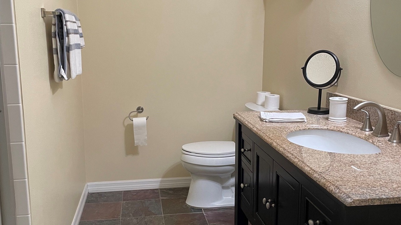 Photo of Bathroom in Plantation