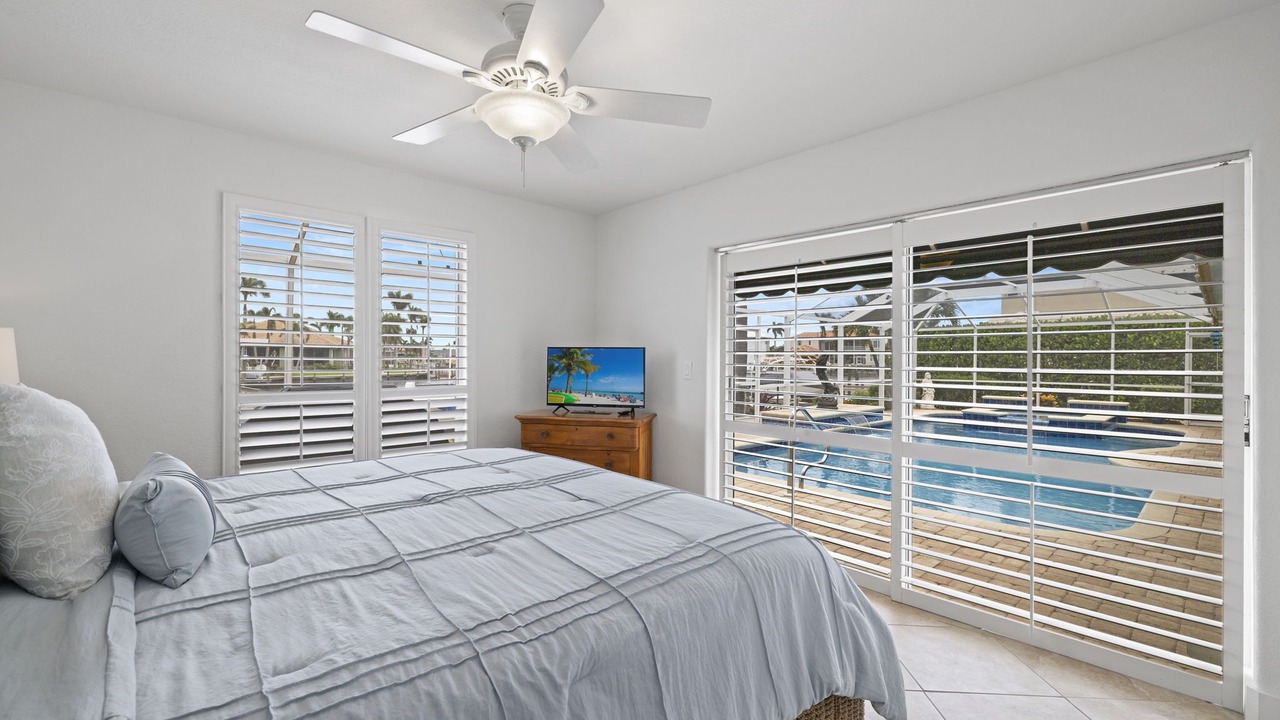 Photo of Outdoor in Pelican