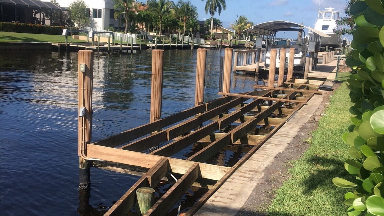 Photo of Outdoor in Town and River