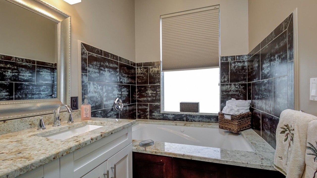 Photo of Bathroom in Naples Park