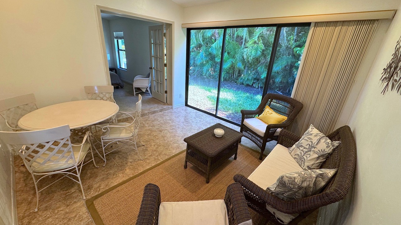 Photo of Livingroom in Bonita Springs
