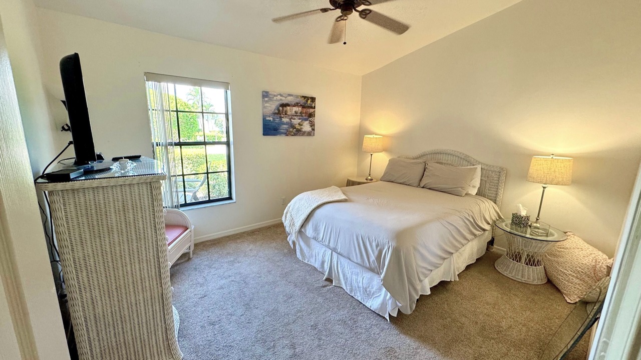 Photo of Bedroom in Bonita Springs