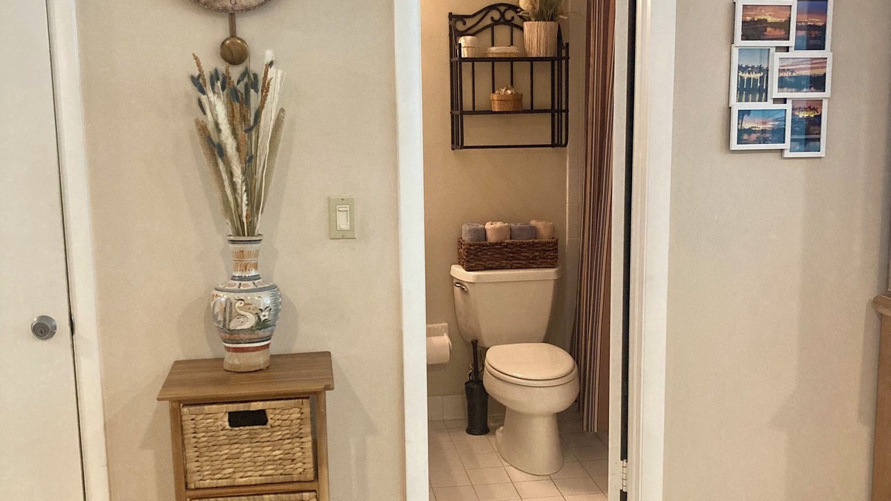 Photo of Bathroom in Juno Beach