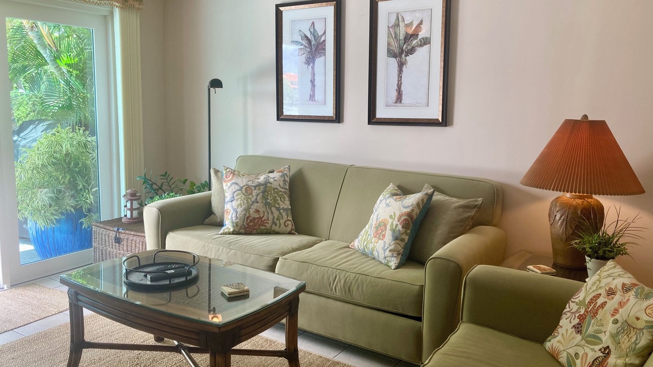 Photo of Livingroom in Juno Beach