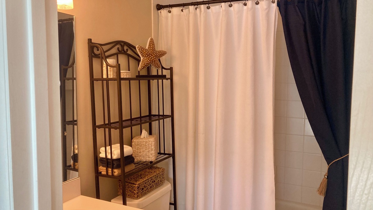 Photo of Bathroom in Juno Beach