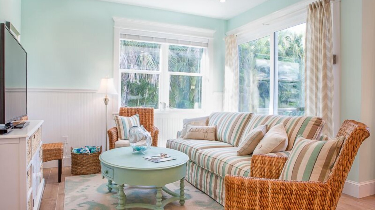 Photo of Livingroom in Holmes Beach
