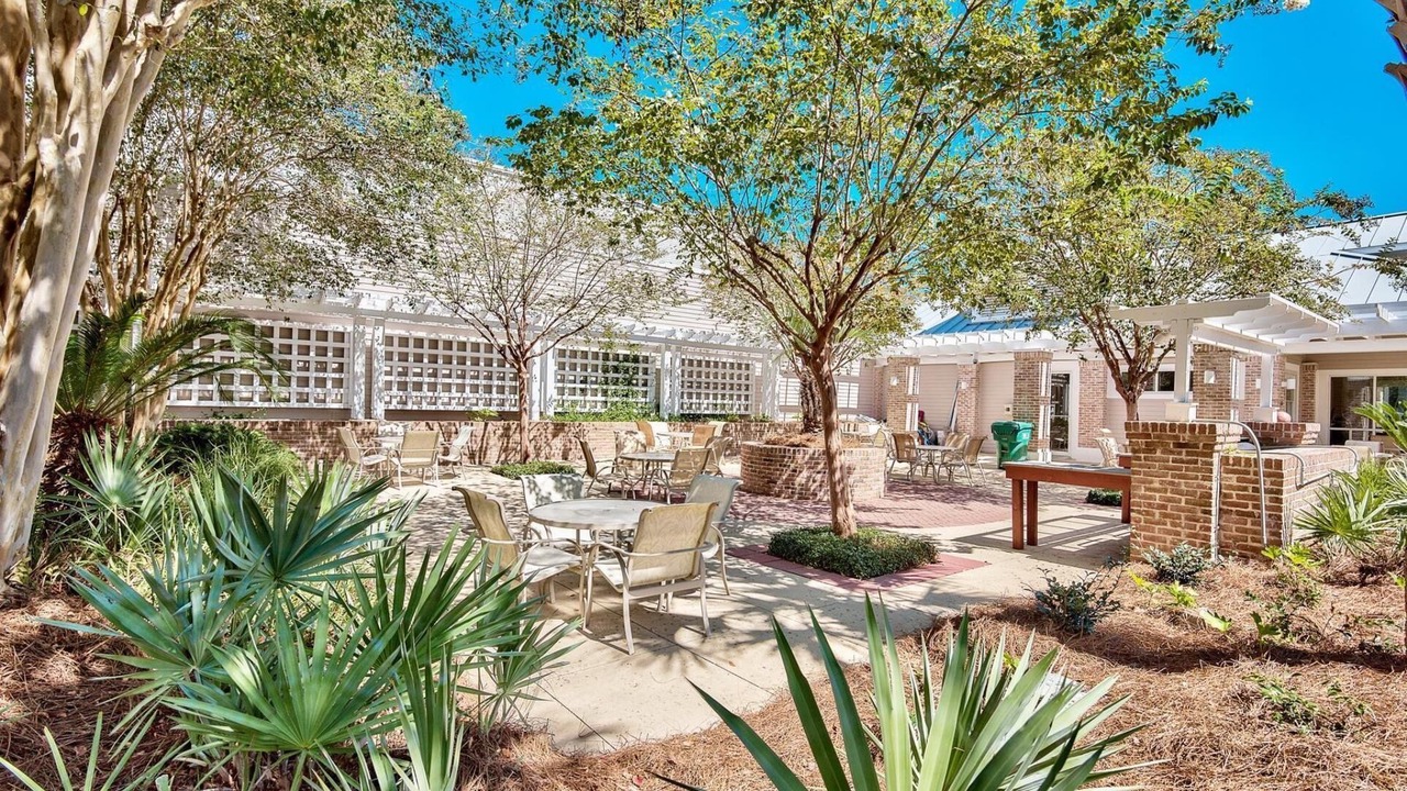 Photo of Outdoor in Baytowne Wharf
