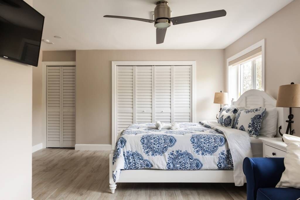 Photo of Bedroom in Sunrise Intracoastal