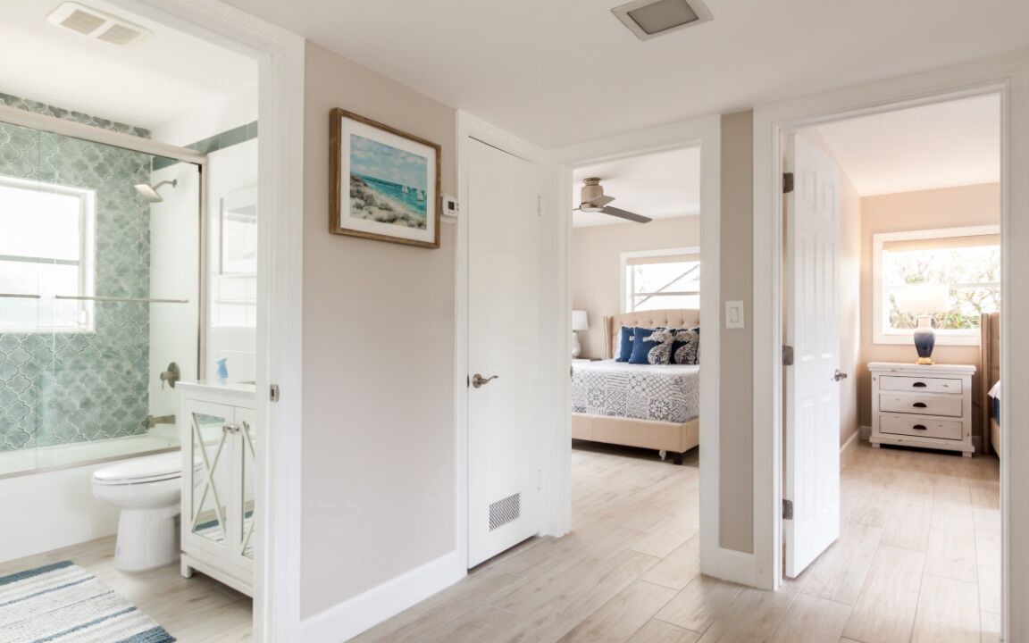 Photo of Bathroom in Sunrise Intracoastal
