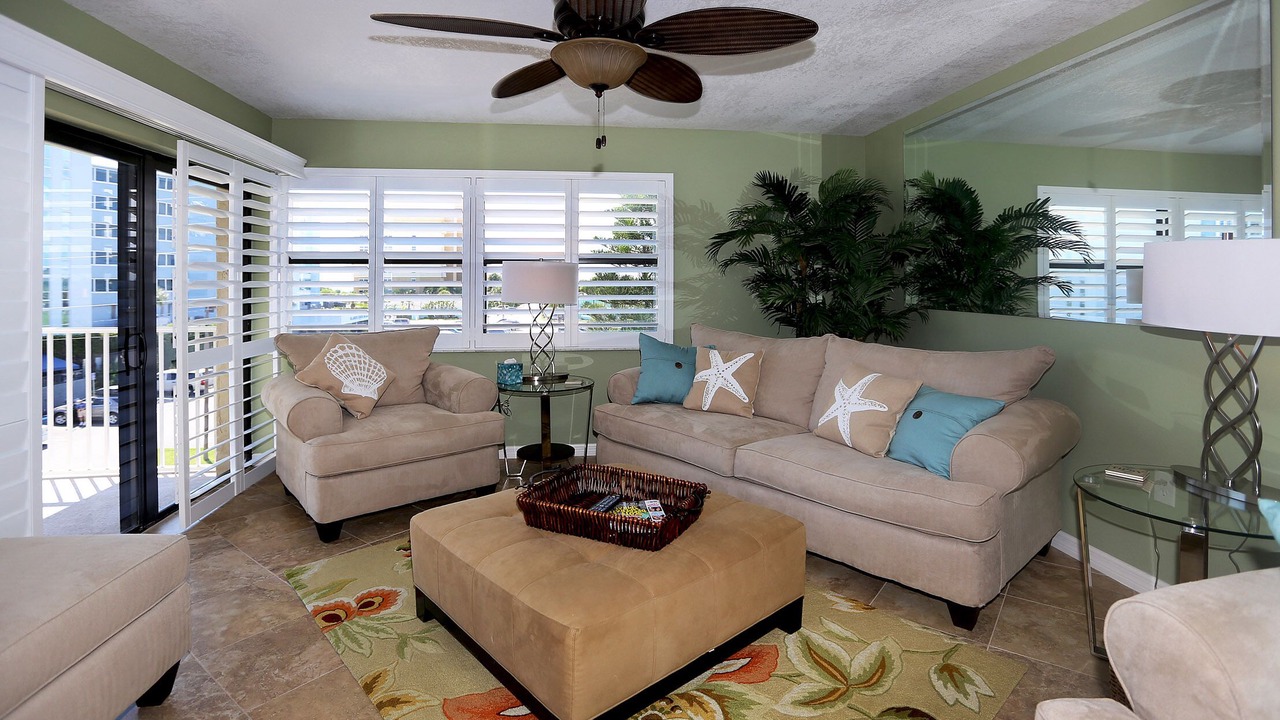Photo of Livingroom in New Smyrna Beach