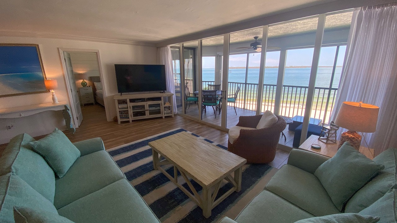 Photo of Livingroom in Punta Rassa