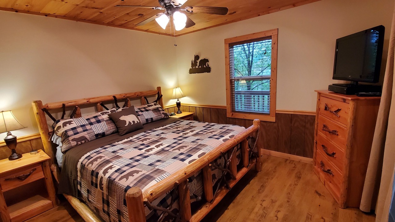Photo of Bedroom in Sylva