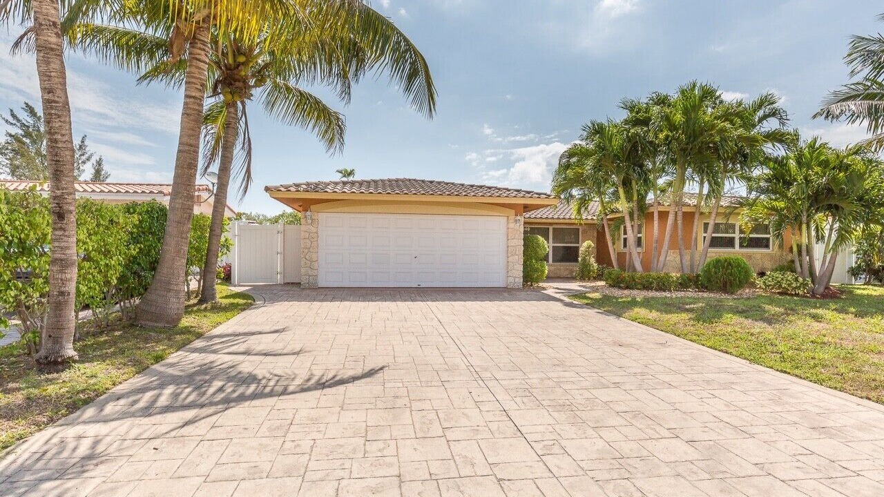 Photo of Outdoor in Cypress Lakes