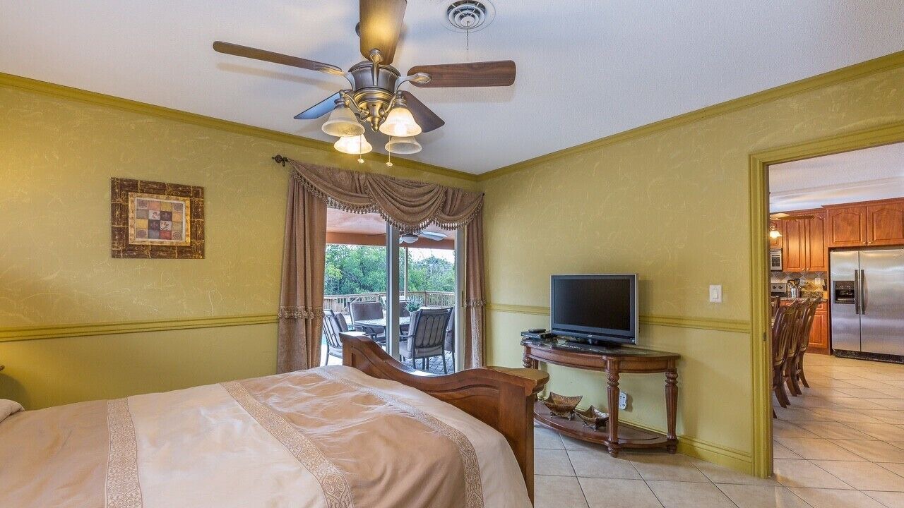 Photo of Bedroom in Cypress Lakes