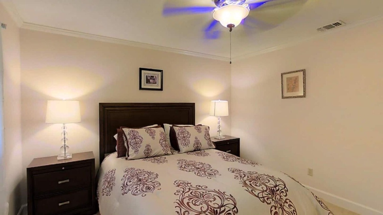 Photo of Bedroom in Oviedo