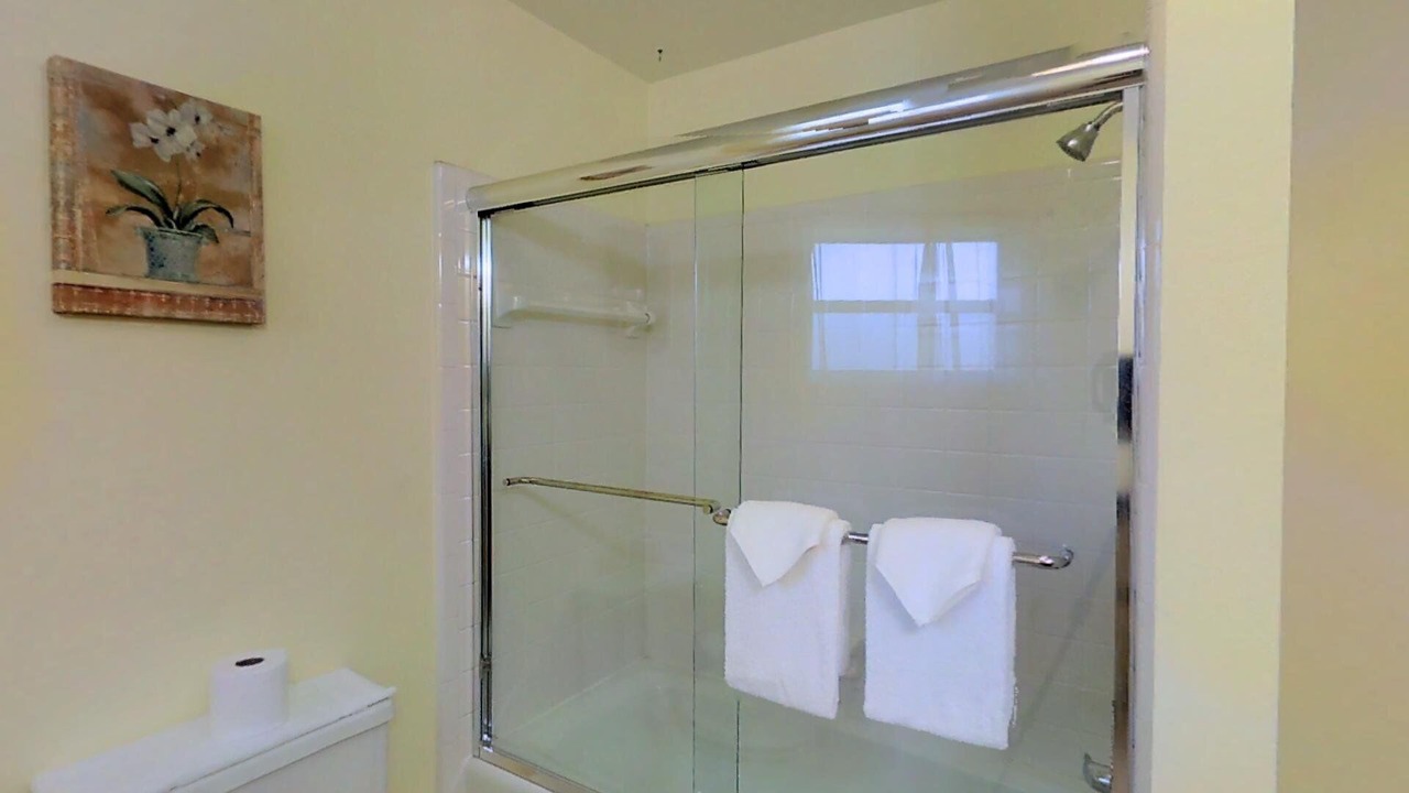 Photo of Bathroom in Oviedo