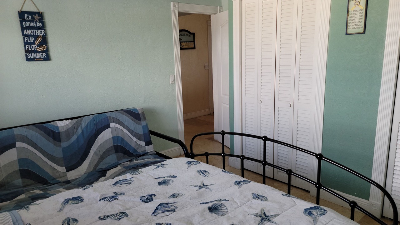 Photo of Bedroom in Hollywood