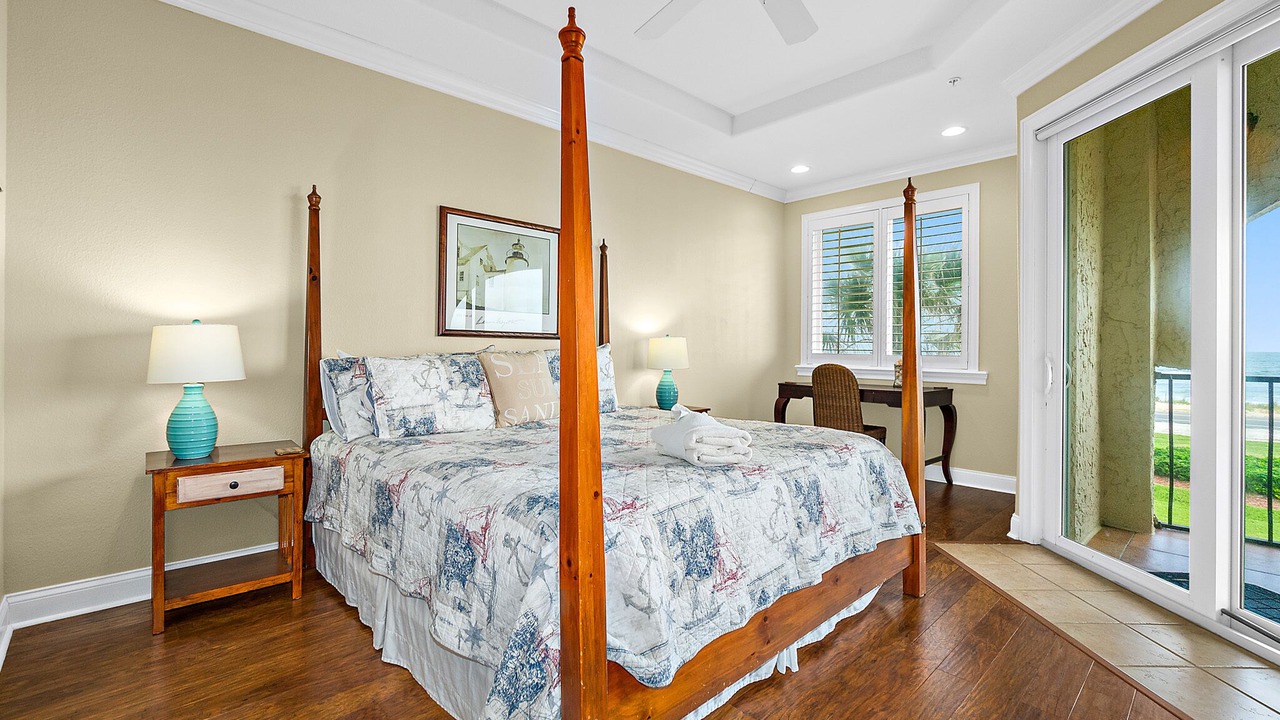 Photo of Bedroom in Beverly Beach