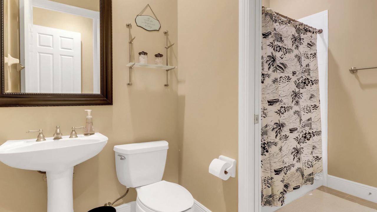 Photo of Bathroom in Naples