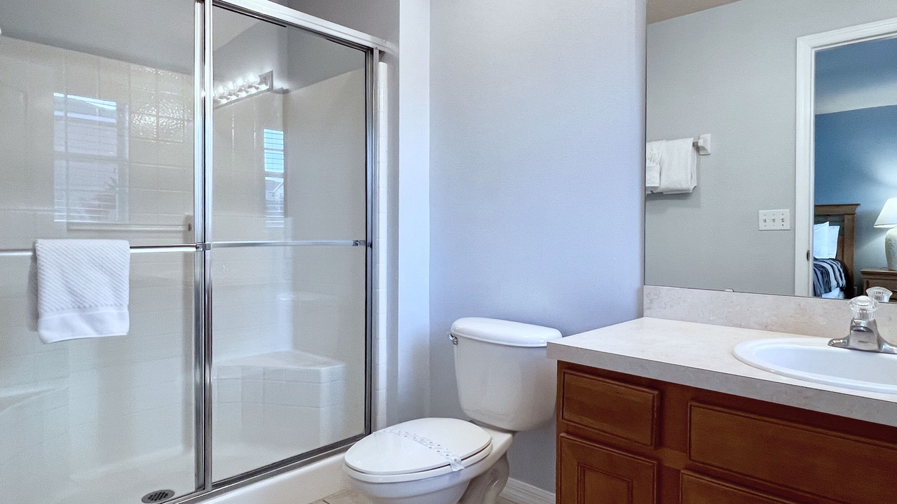 Photo of Bathroom in Sandy Ridge