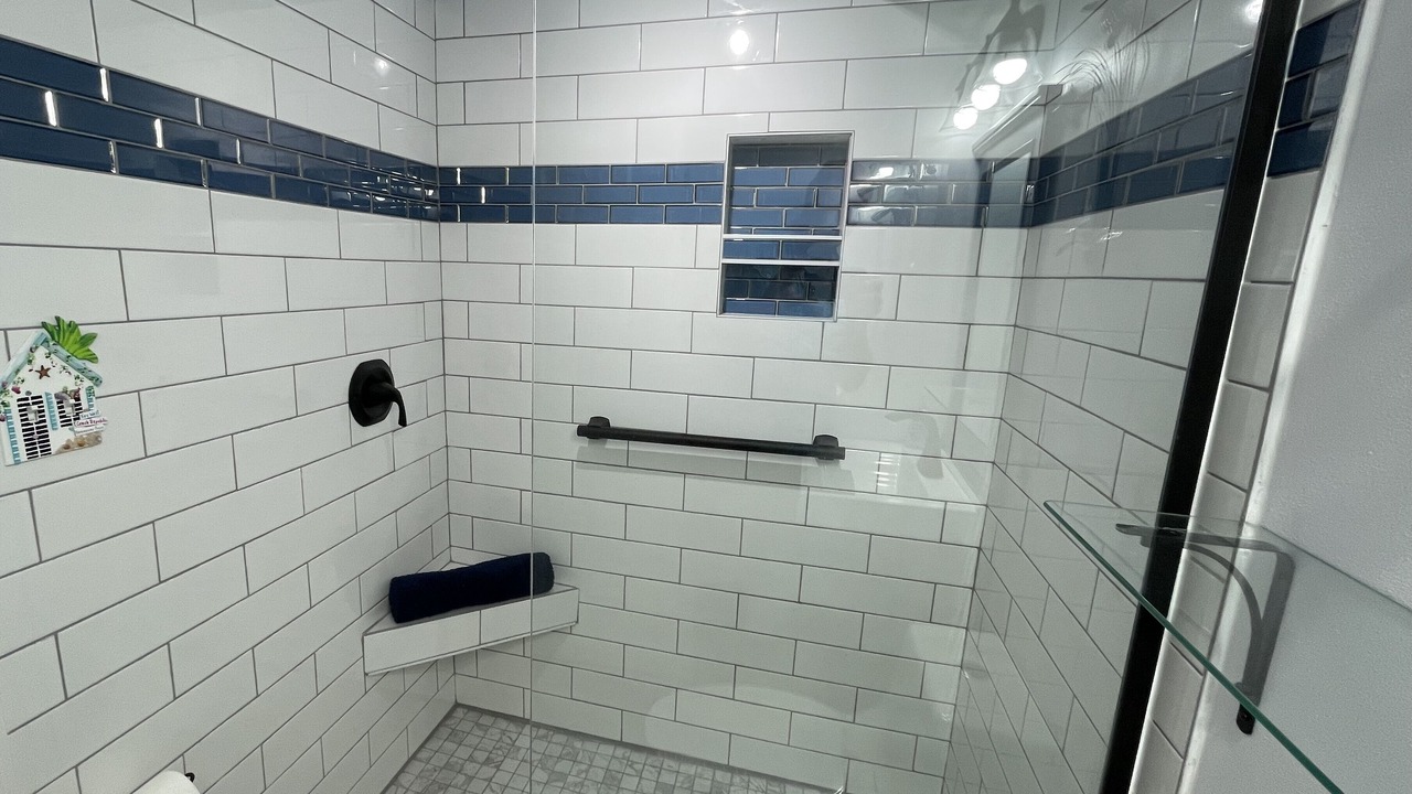 Photo of Bathroom in Truman Annex