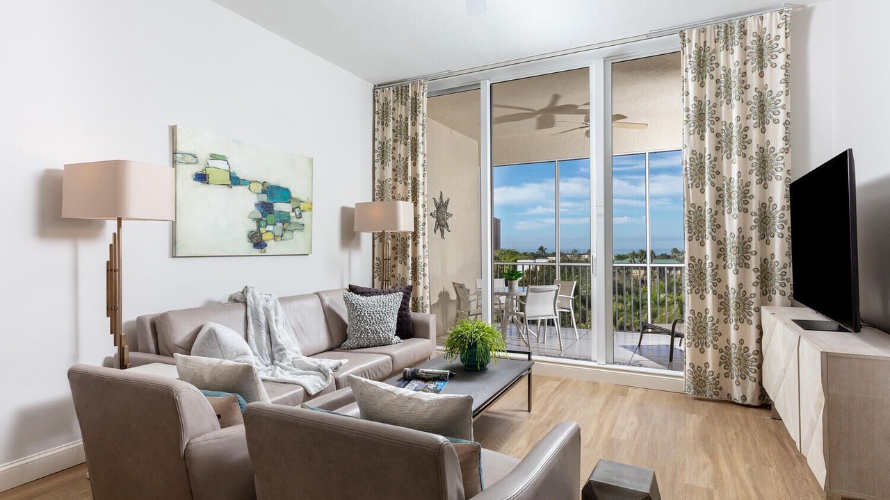 Photo of Bedroom in Vanderbilt Beach
