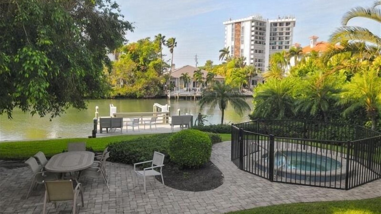 Photo of Others in Saint Armands Key