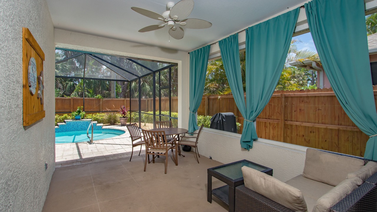 Photo of Patio Balcony in Naples Park