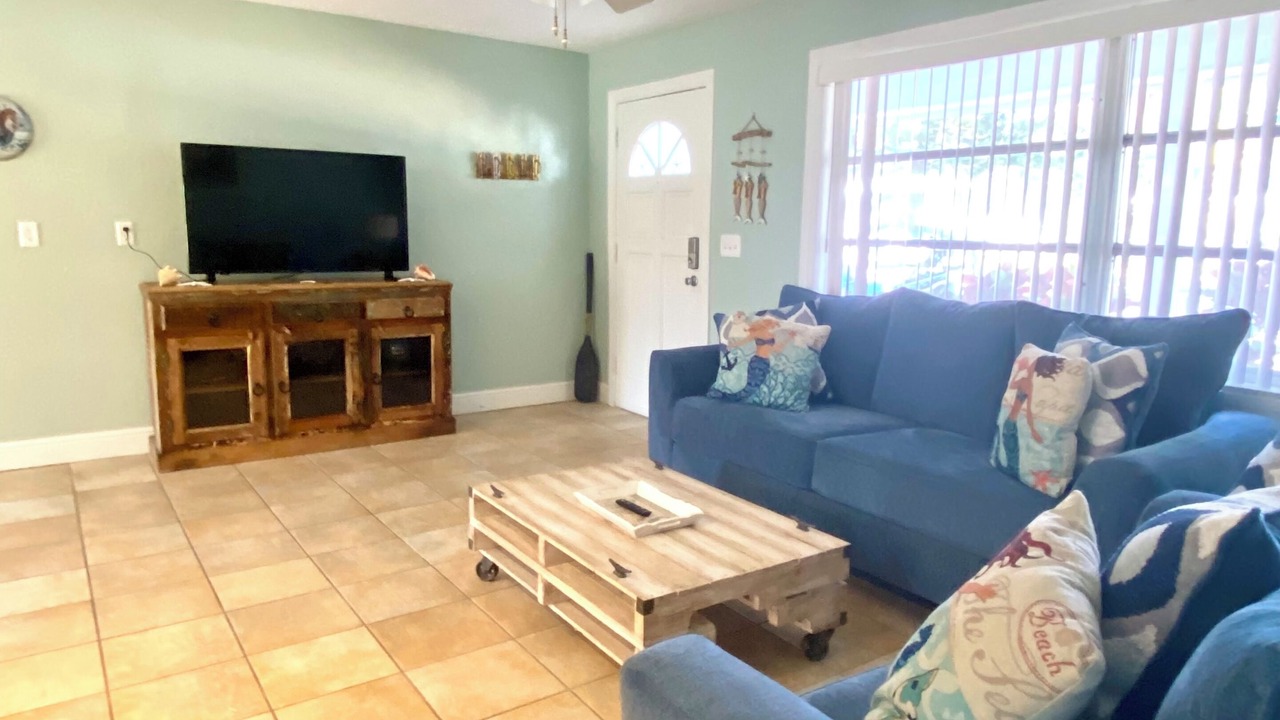 Photo of Livingroom in Ozona
