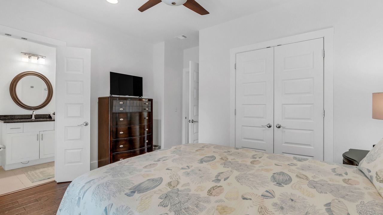 Photo of Bedroom in Santa Rosa Beach