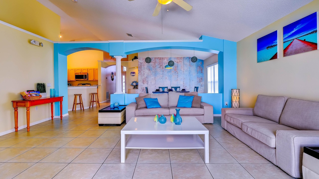 Photo of Livingroom in Eagle Pointe South