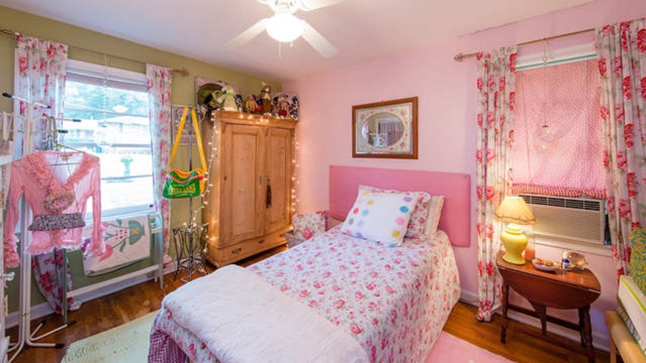 Photo of Bedroom in Clarkston