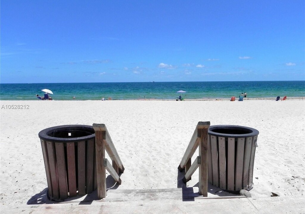 Photo of Outdoor in Lauderdale Beach