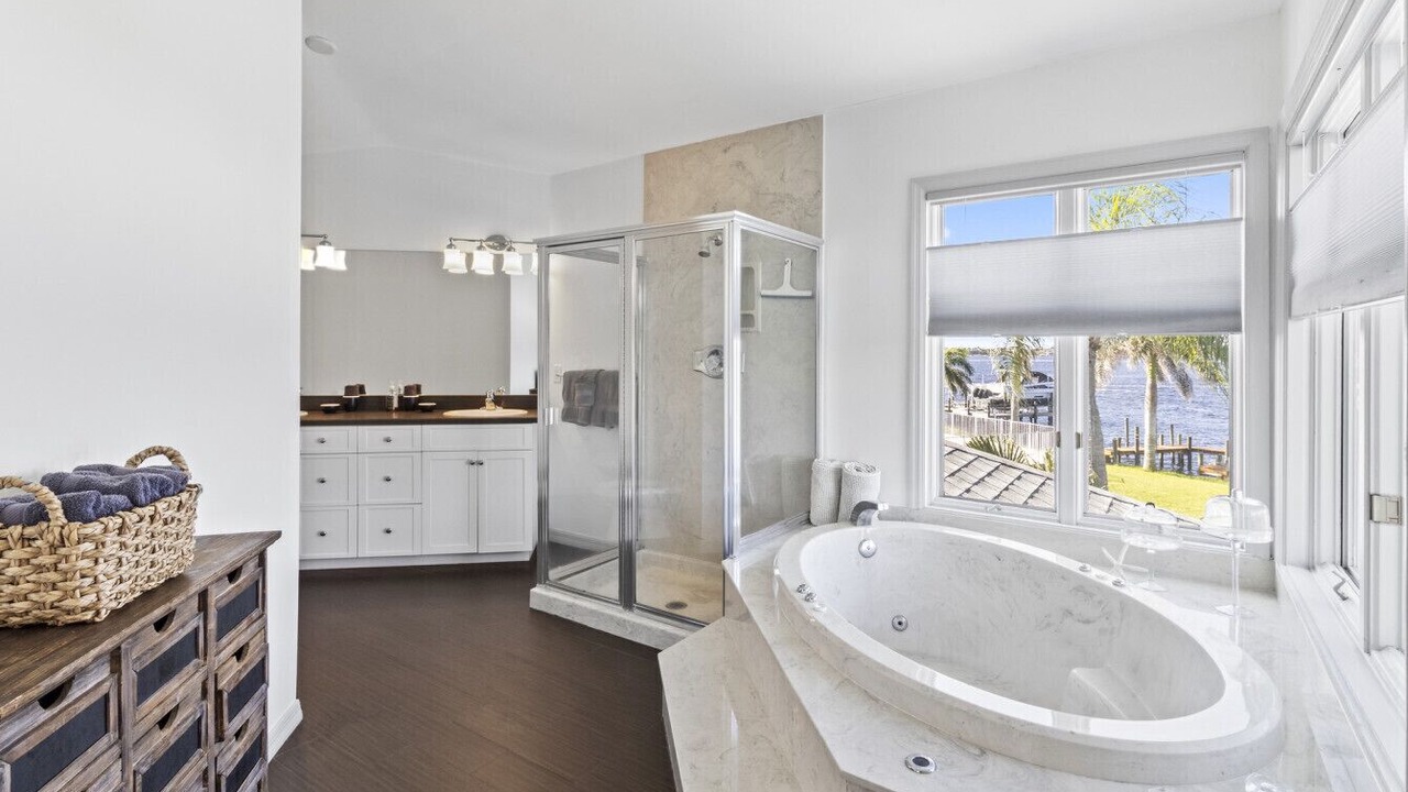 Photo of Bathroom in Yacht Club