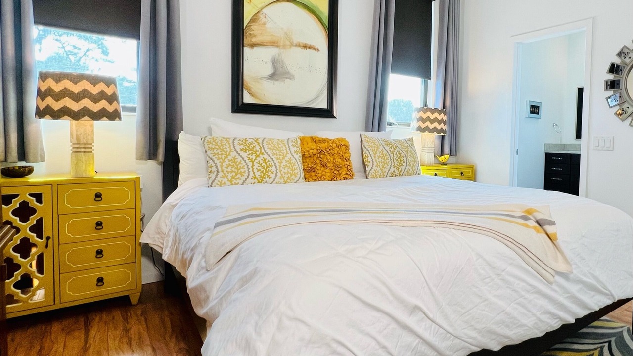 Photo of Bedroom in Forest City
