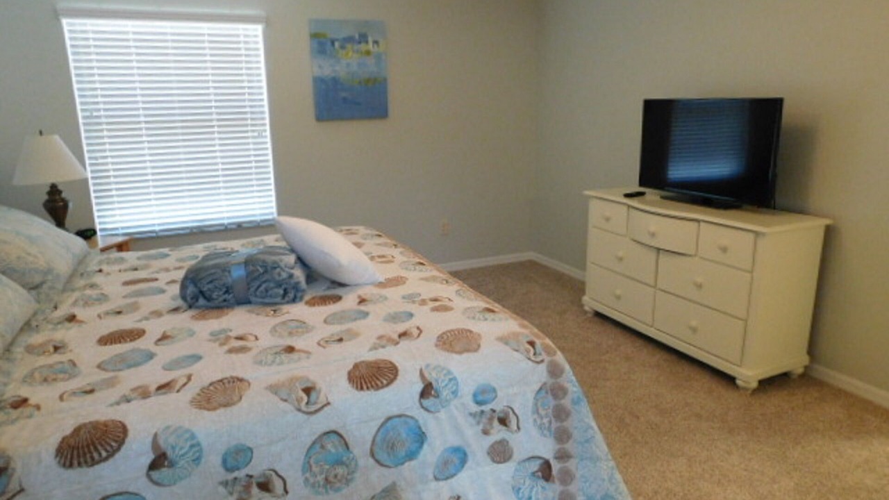 Photo of Bedroom in Woodbury