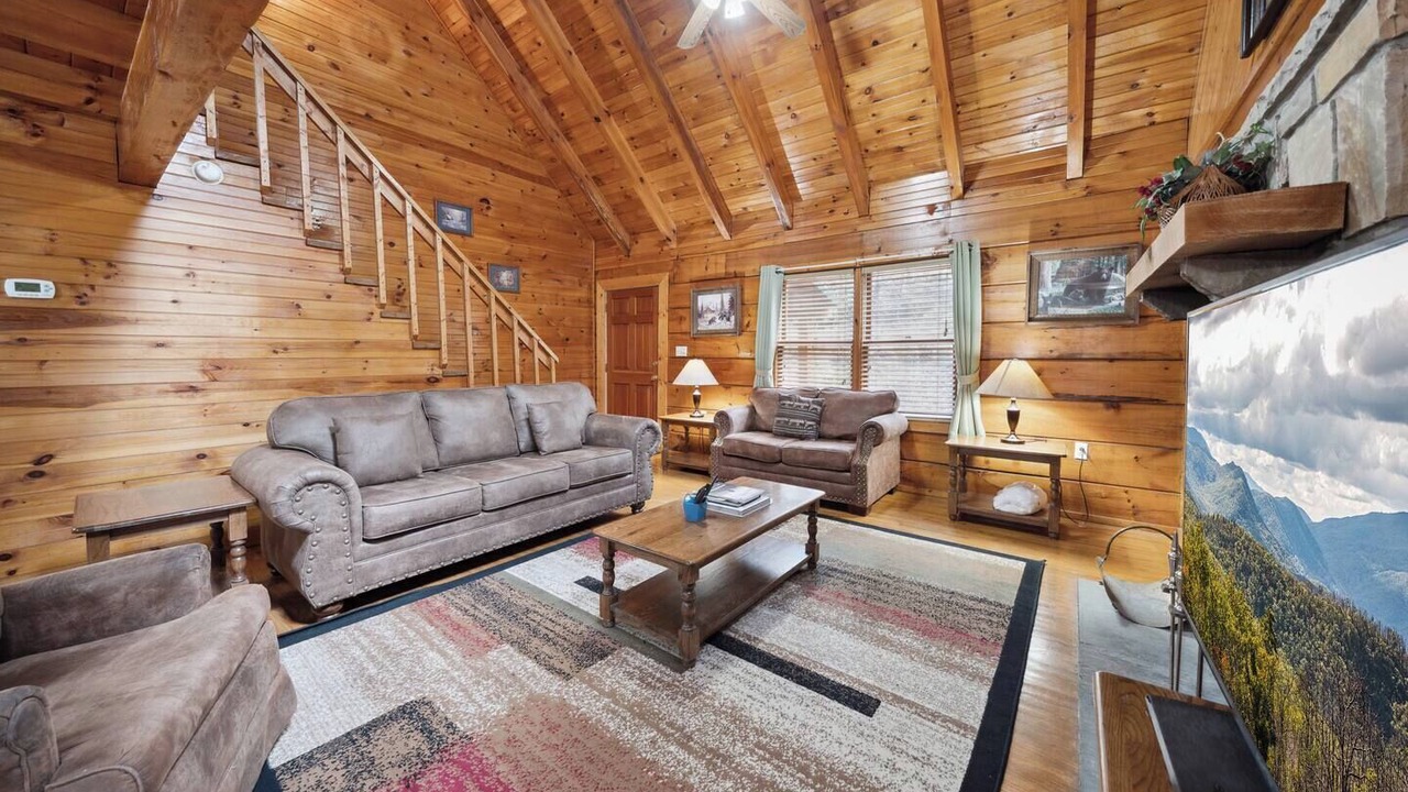 Photo of Livingroom in Gatlinburg