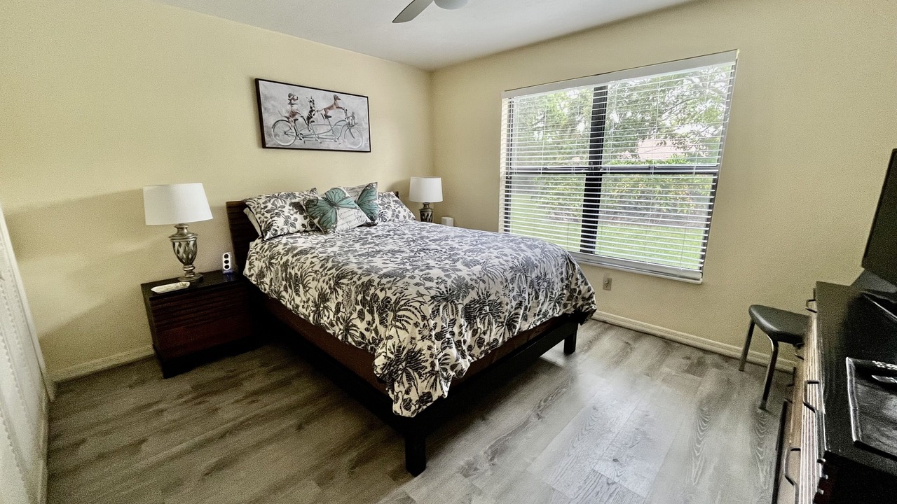Photo of Bedroom in Kings Lake