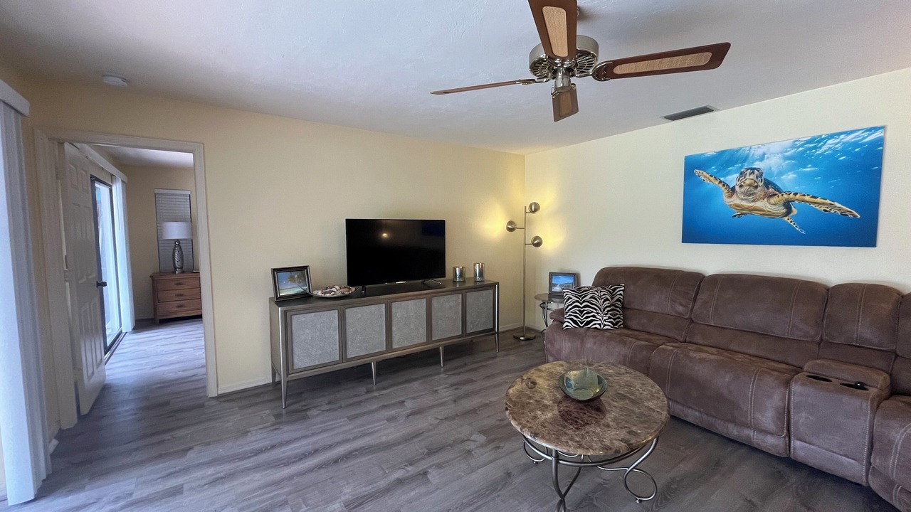 Photo of Livingroom in Kings Lake