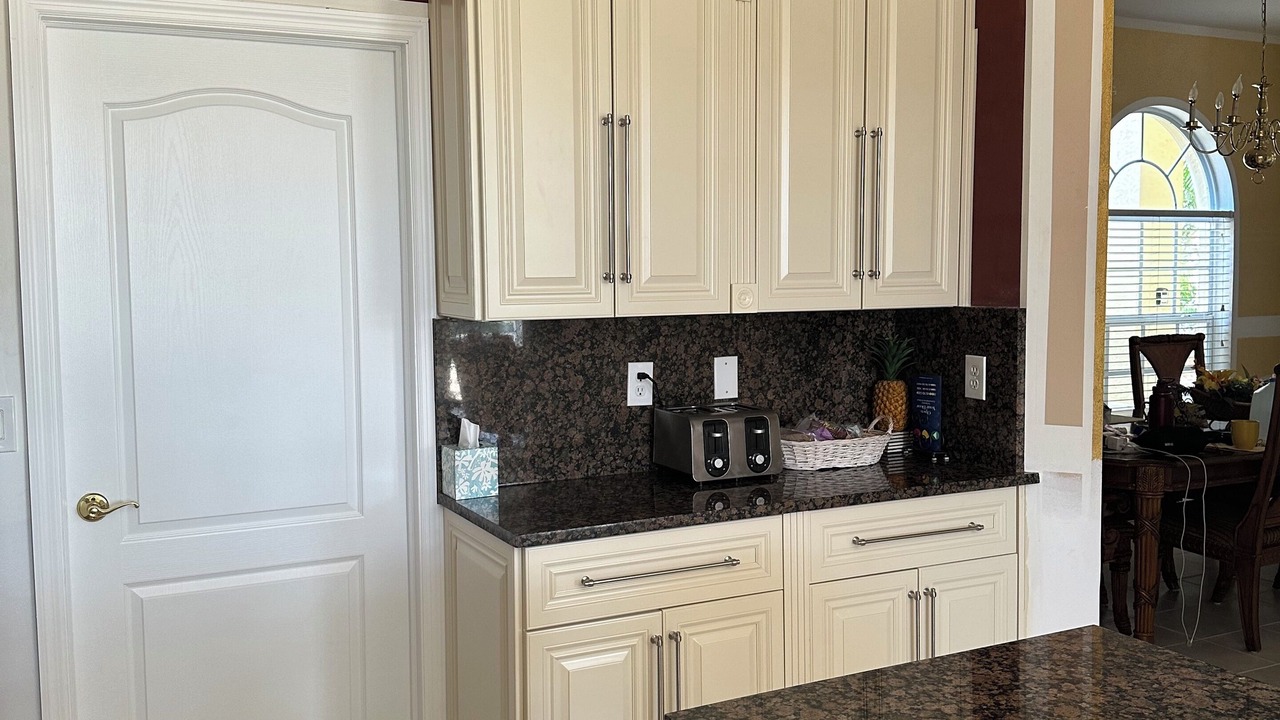 Photo of Kitchen in Stoneybrook
