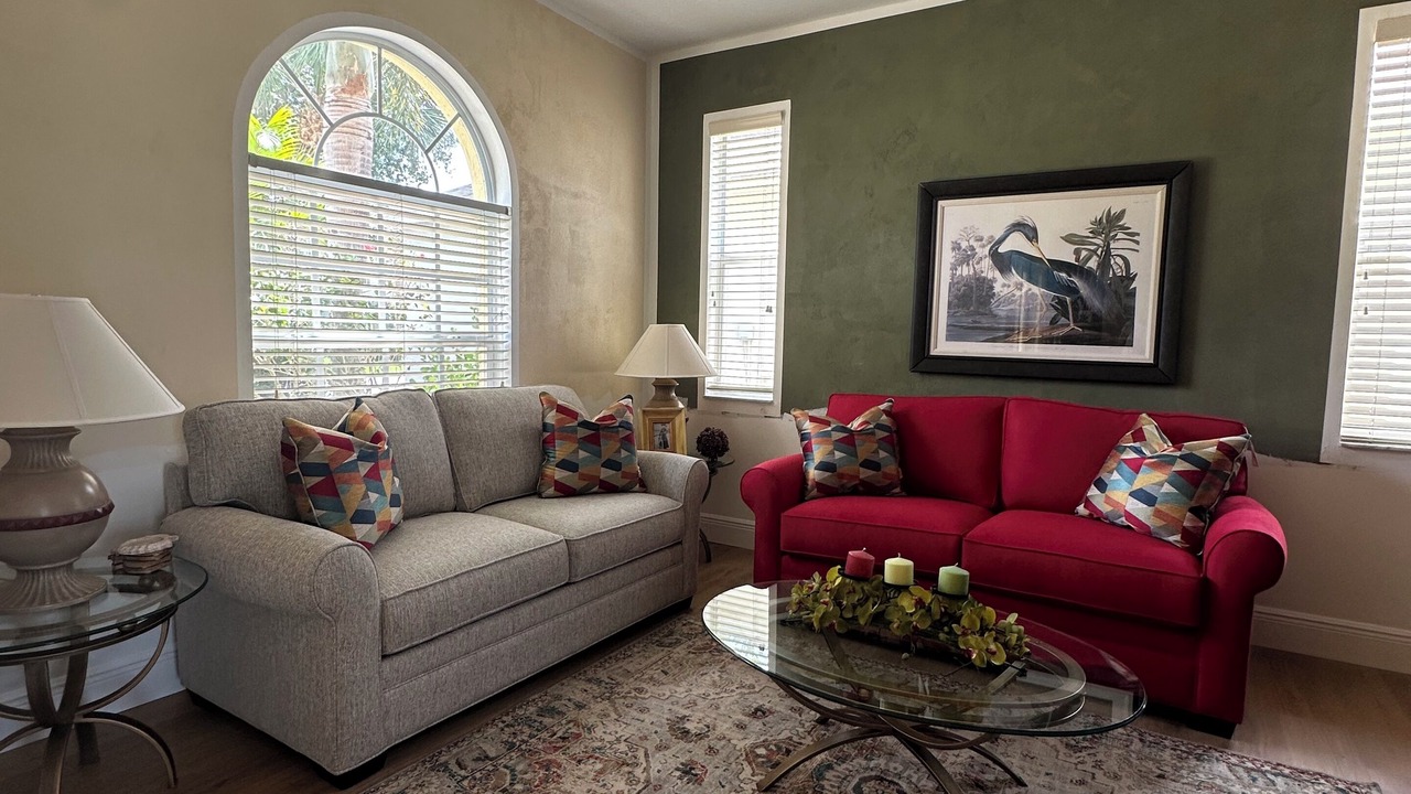 Photo of Livingroom in Stoneybrook