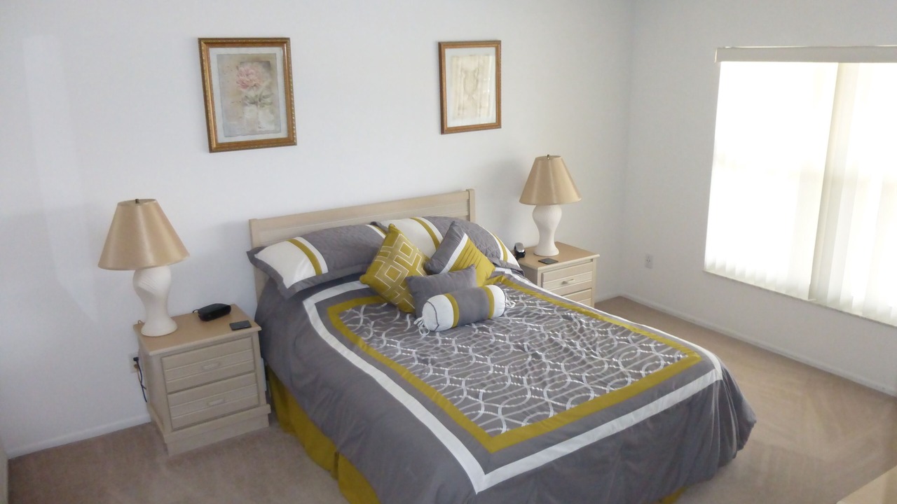 Photo of Bedroom in Davenport