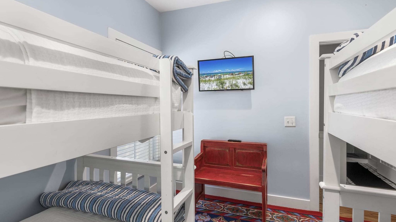 Photo of Bedroom in Seacrest