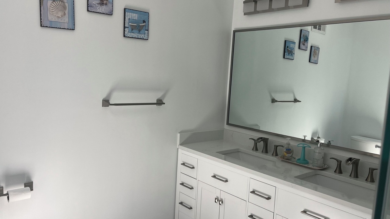 Photo of Bathroom in Carter Norwood