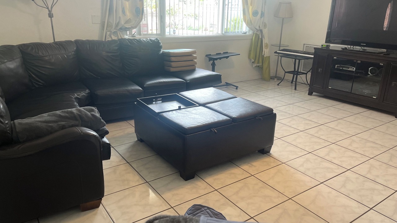 Photo of Livingroom in Carter Norwood